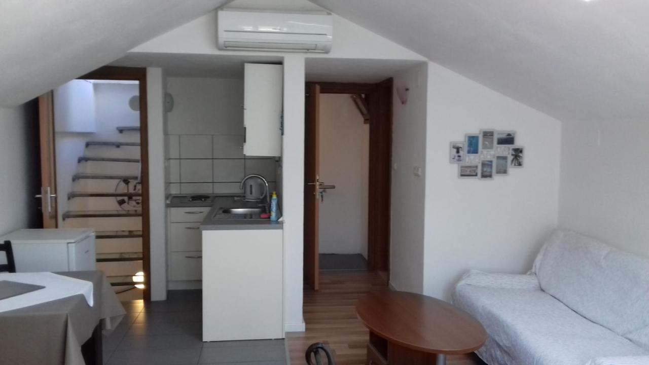 Apartments Mime - Small House Vodice Exterior foto