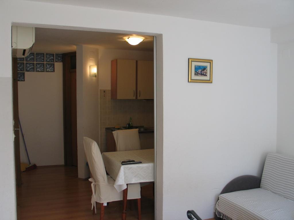 Apartments Mime - Small House Vodice Exterior foto